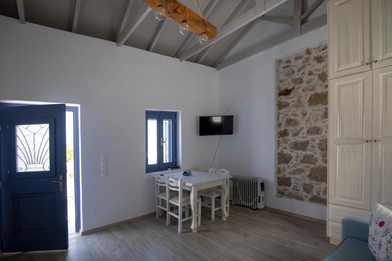 Thea Menetes Apartment Menetai Luaran gambar