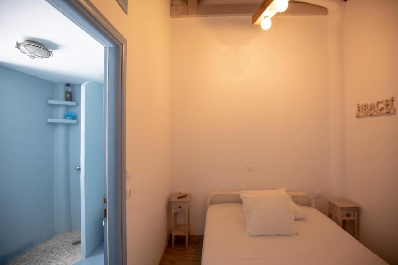 Thea Menetes Apartment Menetai Luaran gambar